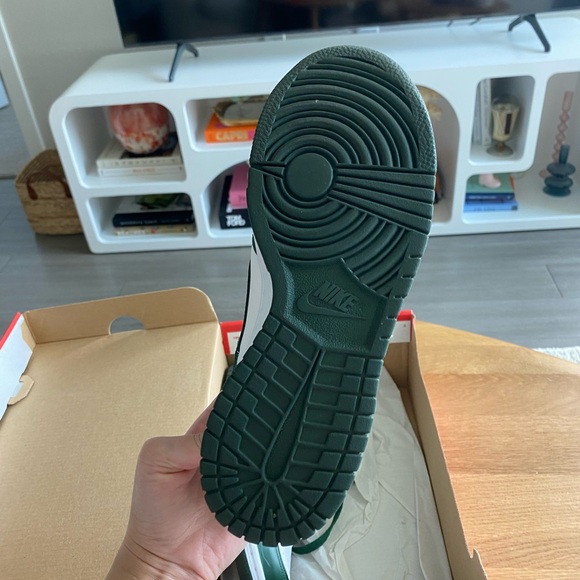 Nike Dunk Low - Picture 5 of 6